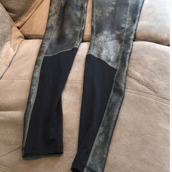 Calia brand workout tights, black and green, mesh - Picture 4 of 10